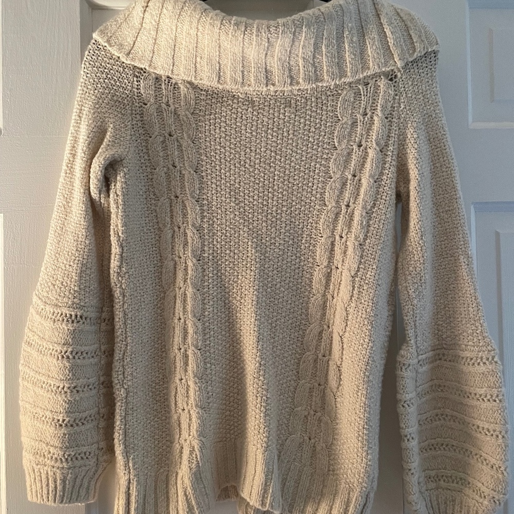 Anthropologie Sleeping on Snow Cream Sweater size S
